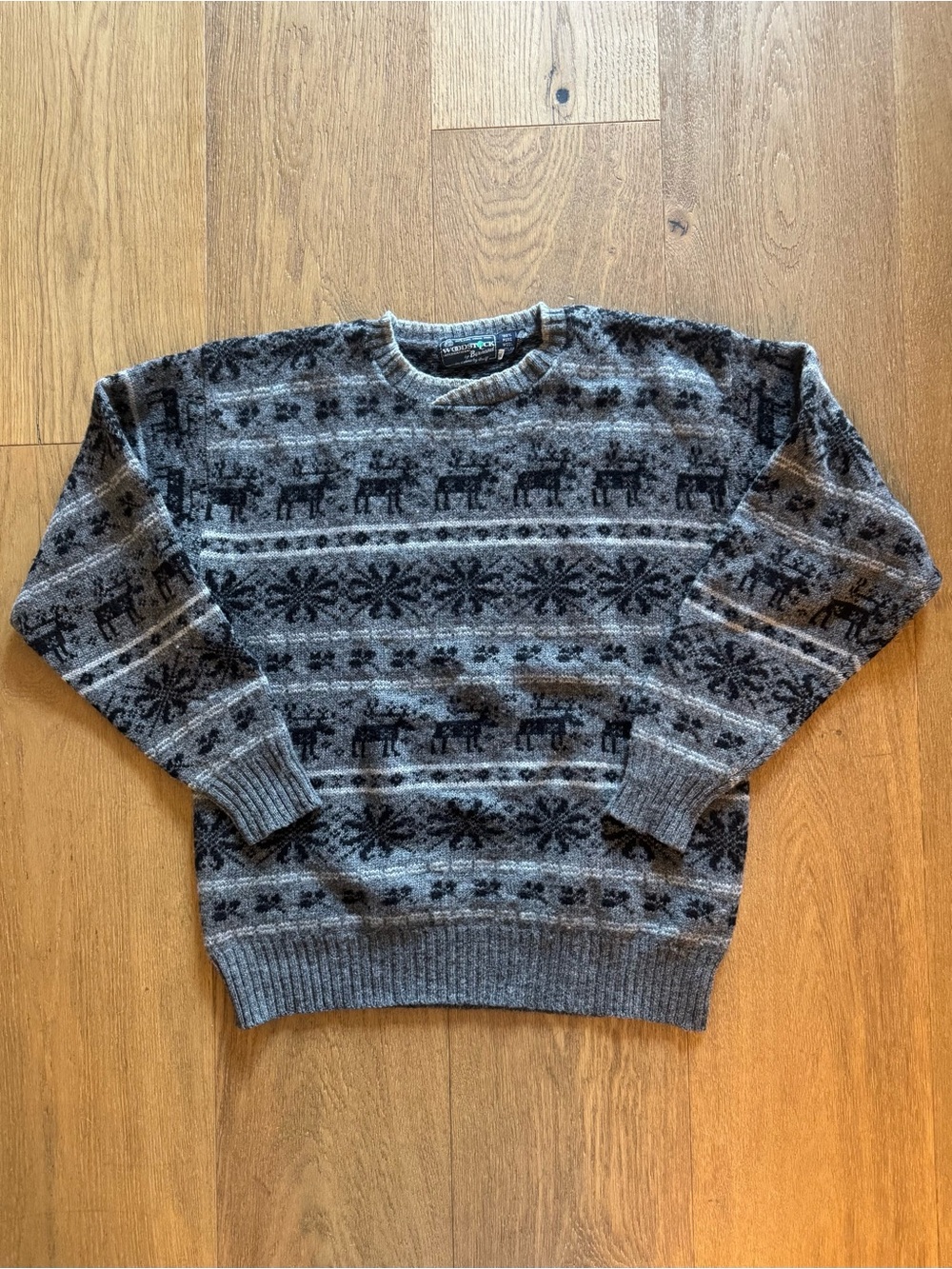 Woodstock by Bernard 100% Wool Fair Isle Crewneck Sweater